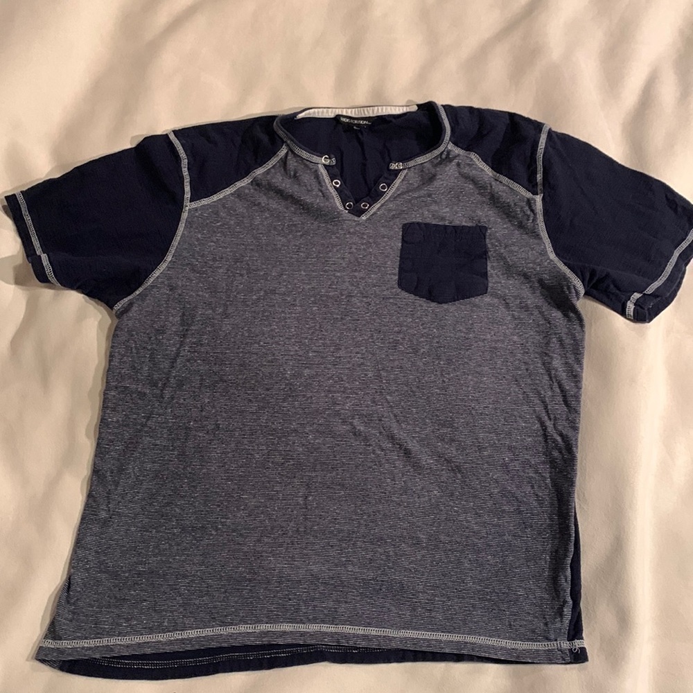 Women’s Navy Blue Distortion T -Shirt Size L​​​​​​​​​​